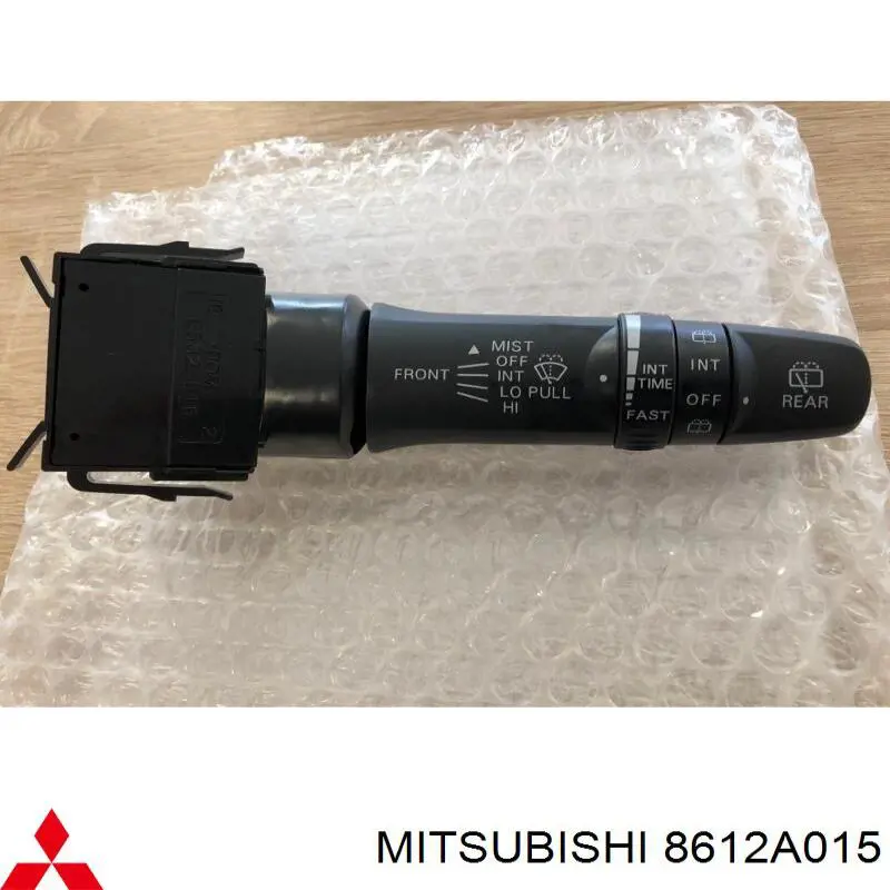 8612A015 Mitsubishi Przełącznik zespolony prawy