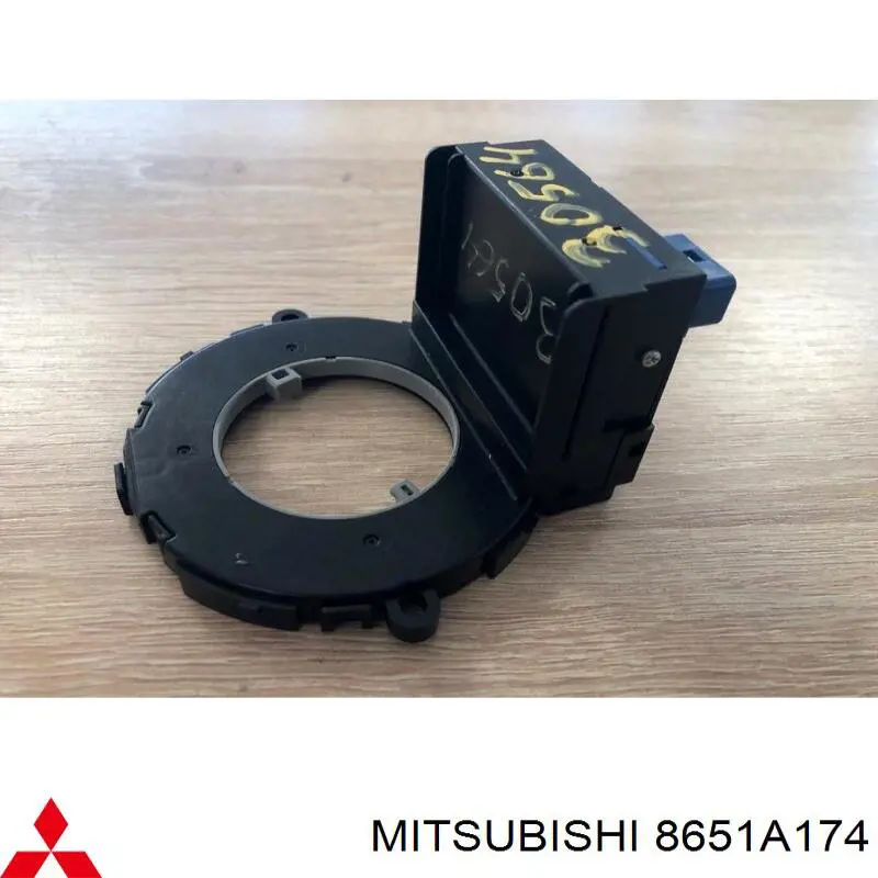 Czujnik kąta skrętu kierownicy Mitsubishi 8651A174 cena, od 56,70 USD