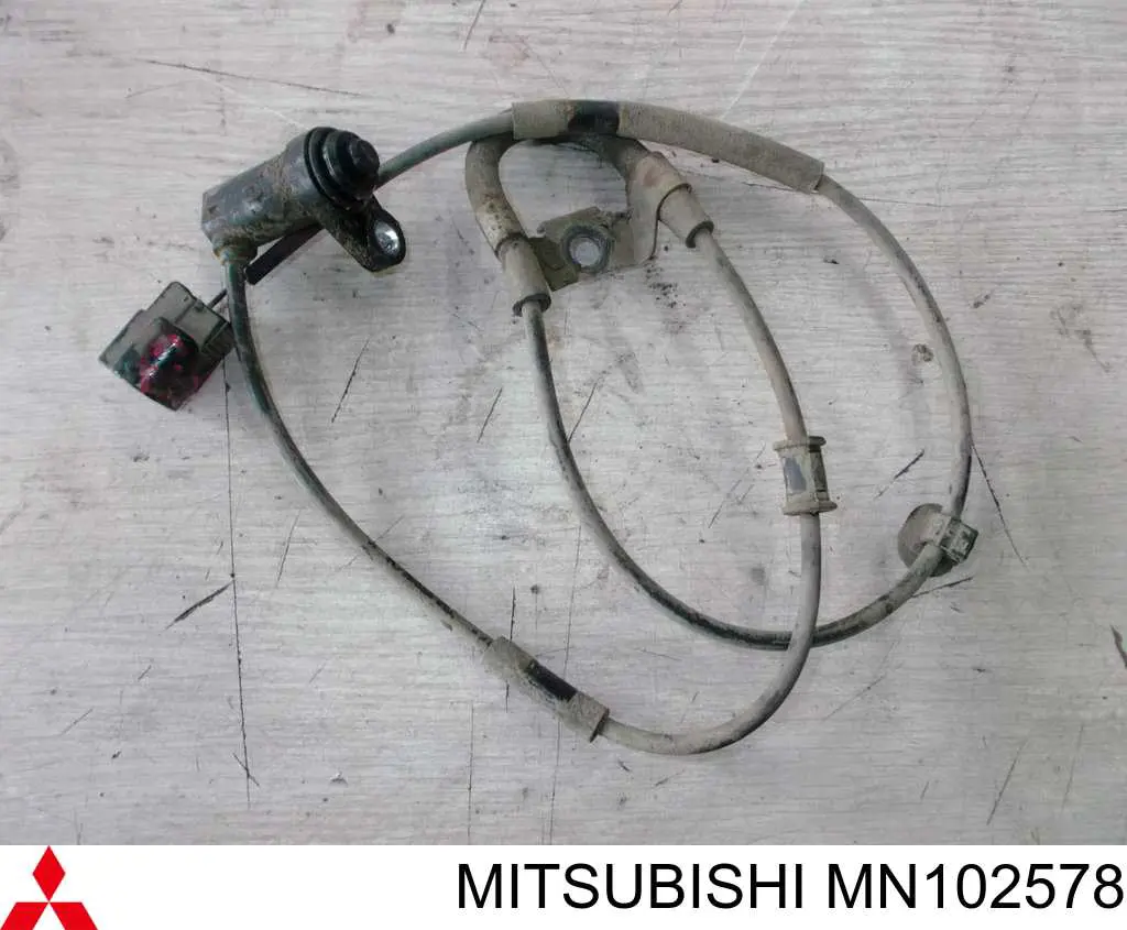 Czujnik ABS tylny prawy Mitsubishi MN102578 cena, od 39,34 USD
