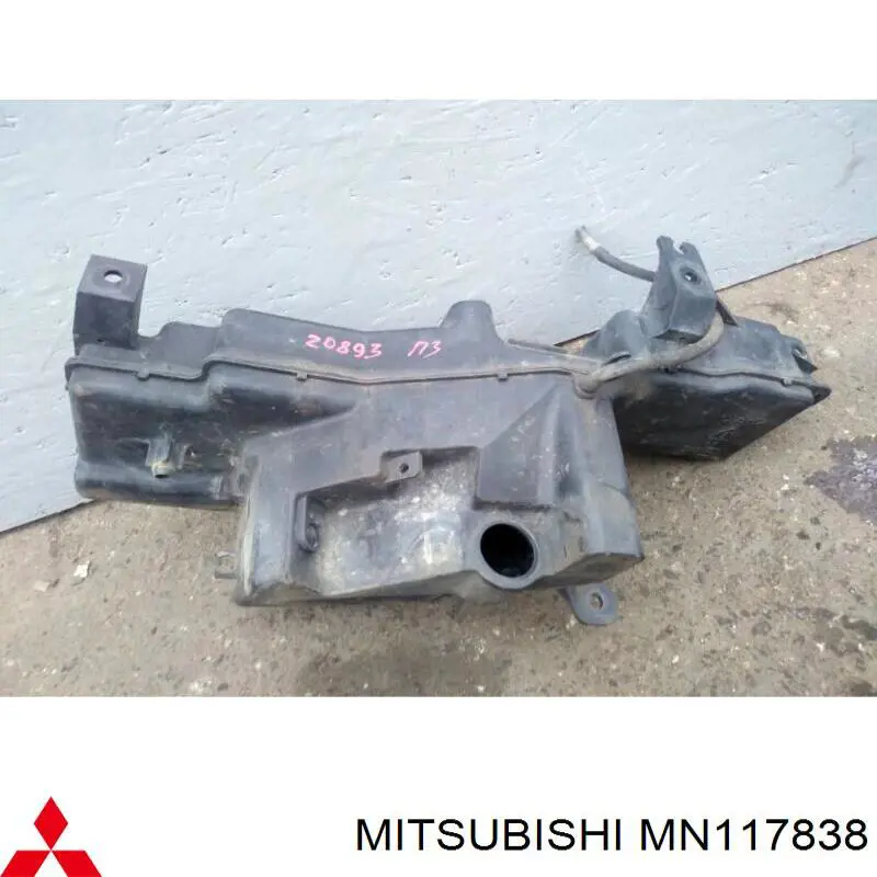 MN117838 Mitsubishi Zbiorniczek spryskiwacza szyb