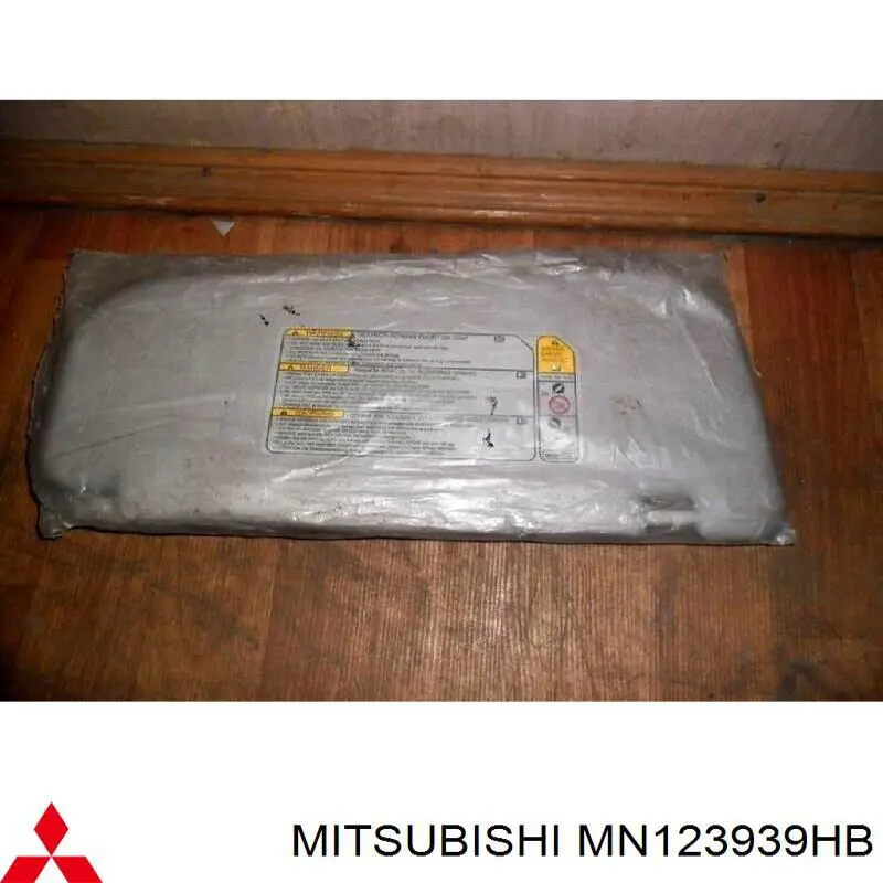Osłona przeciwsłoneczna do Mitsubishi L 200 IV KA, KB