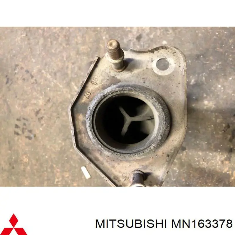 Do koszyka Kolektor wydechowy Mitsubishi Colt VI Z3A