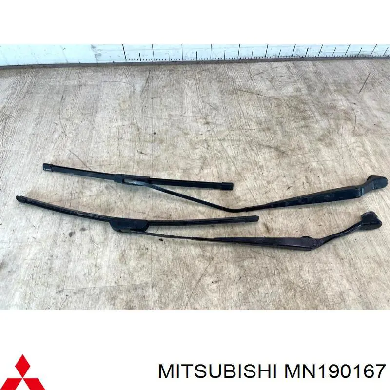 Ramię wycieraczki szyby przedniej Mitsubishi Lancer IX sedana (CSA) (2003 - 2008) cena, od 54,58 USD