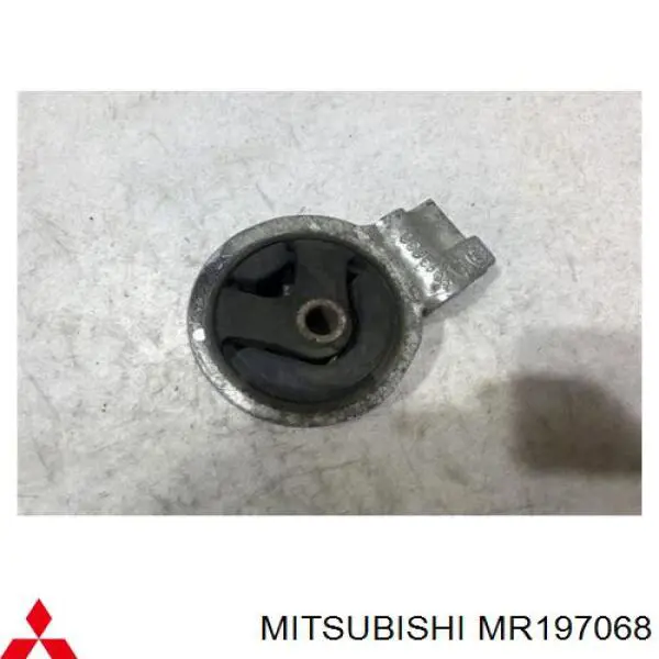 Do koszyka MR197068 Mitsubishi Poduszka (podpora) silnika lewa
