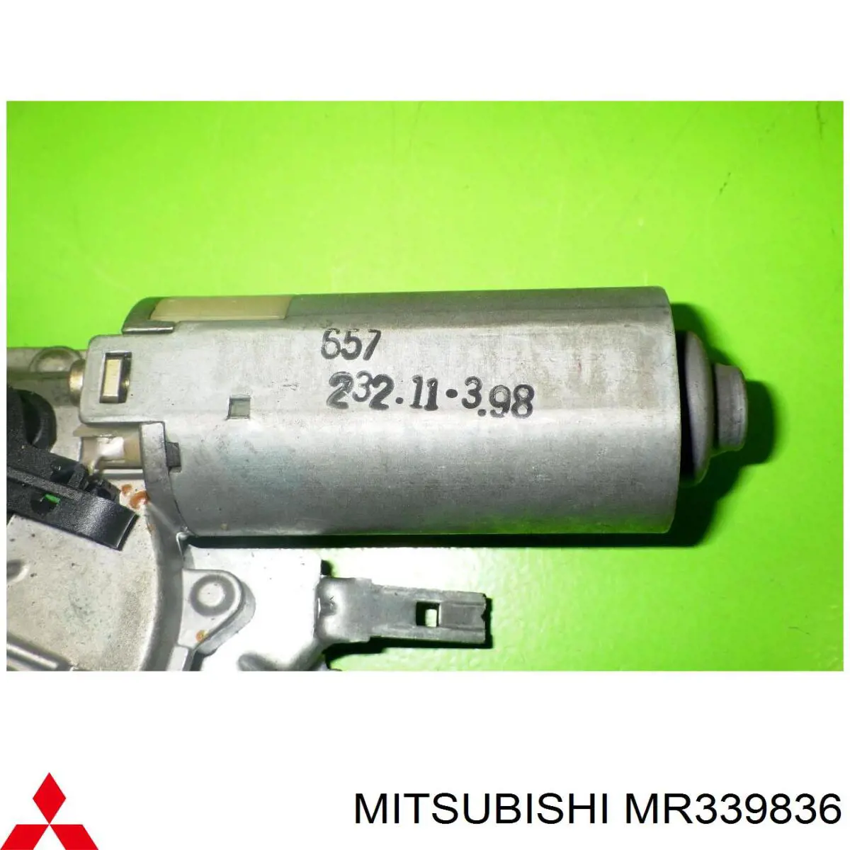Silniczek wycieraczki tylnej szyby do Mitsubishi Carisma  DA