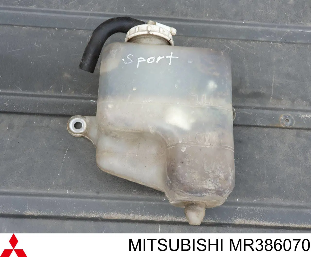 Zbiorniczek wyrównawczy układu chłodzenia Mitsubishi Pajero SPORT I SUV (K90) (1996 - 2009) cena, od 20,19 USD