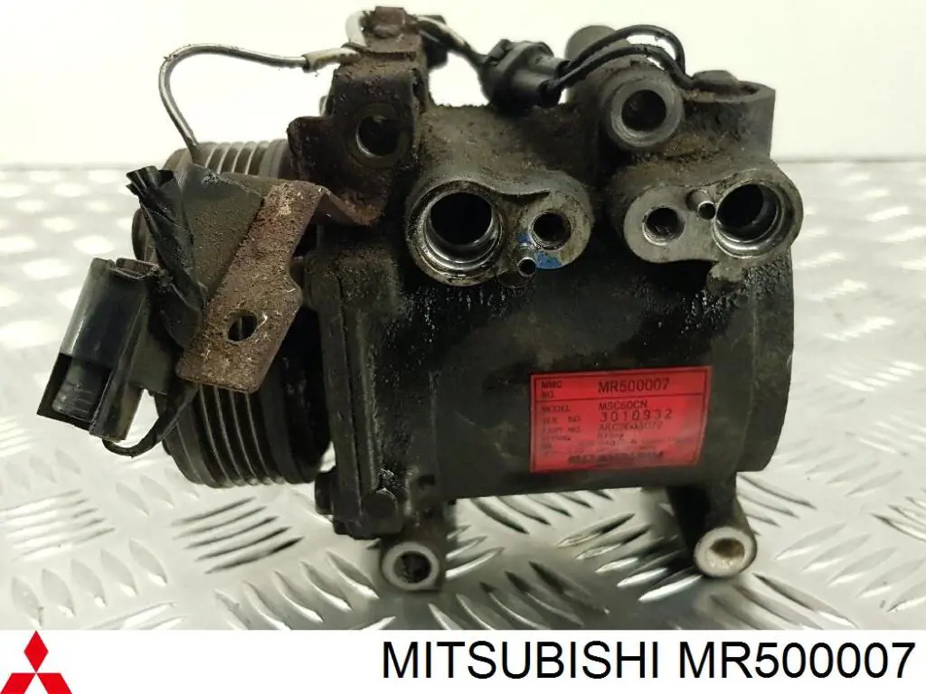 Sprężarka klimatyzacji Mitsubishi MR500007 cena, od 71,18 USD