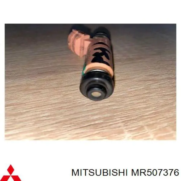 Wtryskiwacz paliwa Mitsubishi MR507376 cena, od 214,58 USD