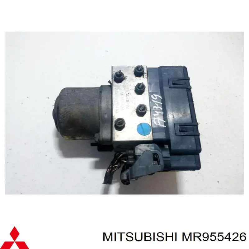  Sterownik ABS  hydrauliczny Mitsubishi L 200 3