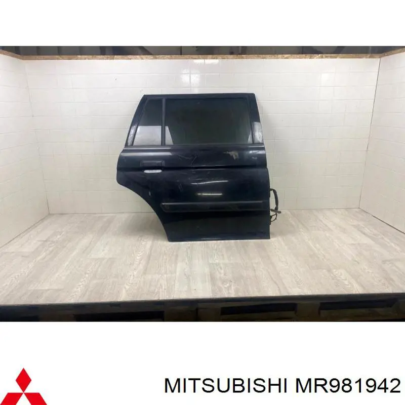 MR508016 Mitsubishi Drzwi tylne prawe