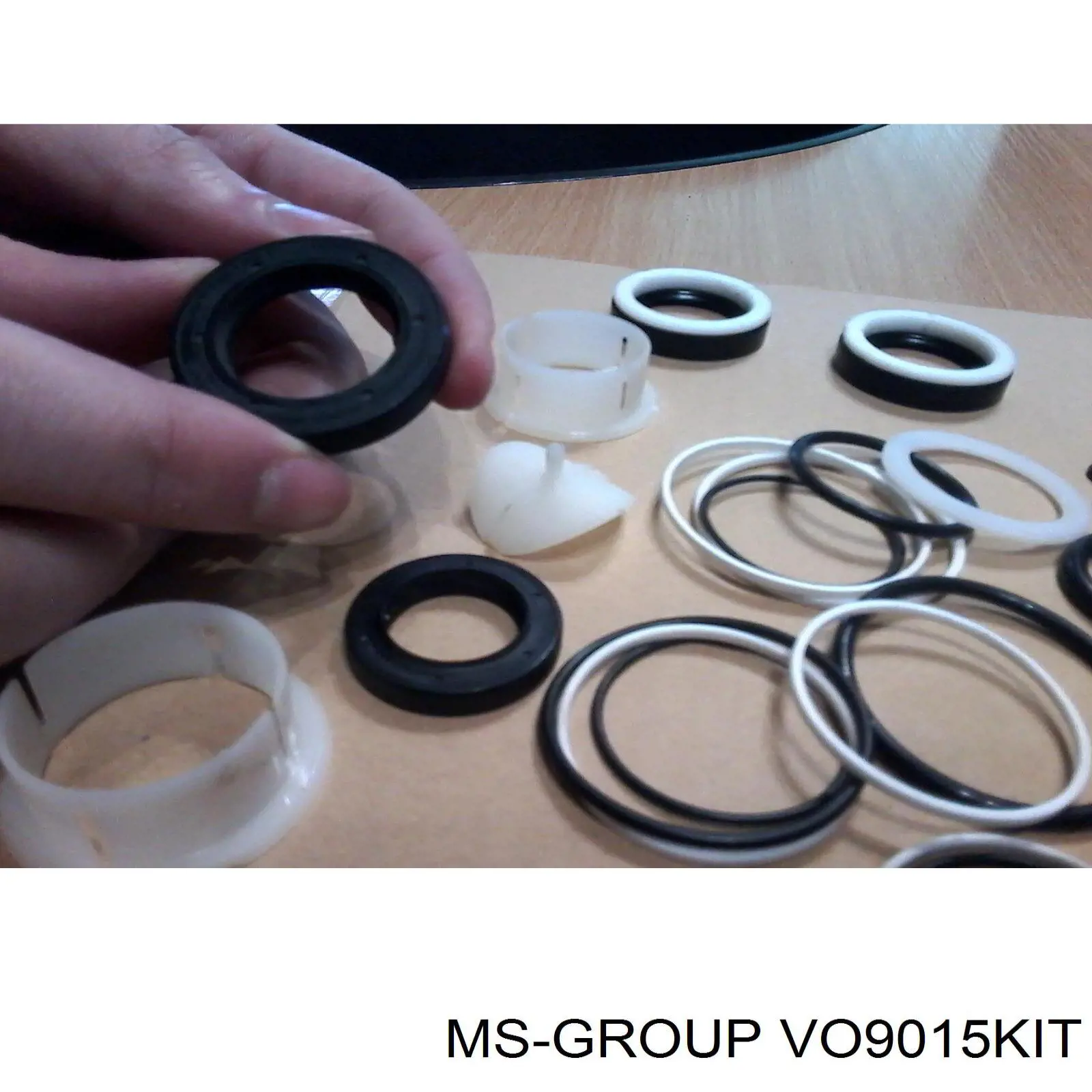 Zestaw naprawczy maglownicy (mechanizmu) (zestaw uszczelniaczy) Volvo XC90 SUV (2002 - 2015) cena, od 103,34 USD