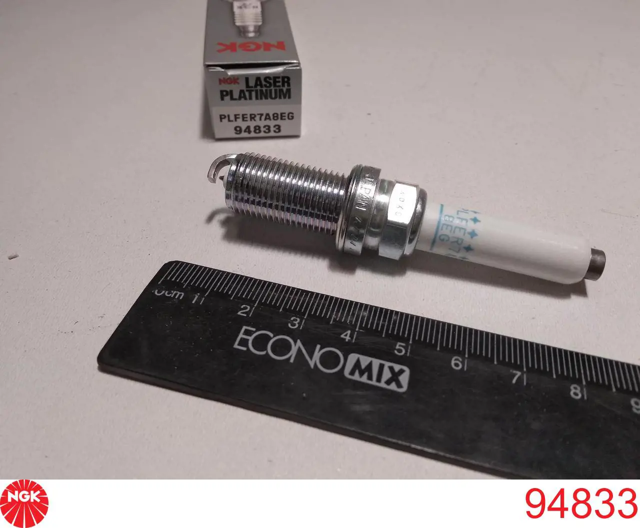 Świeca zapłonowa NGK 94833 cena, od 19,79 USD