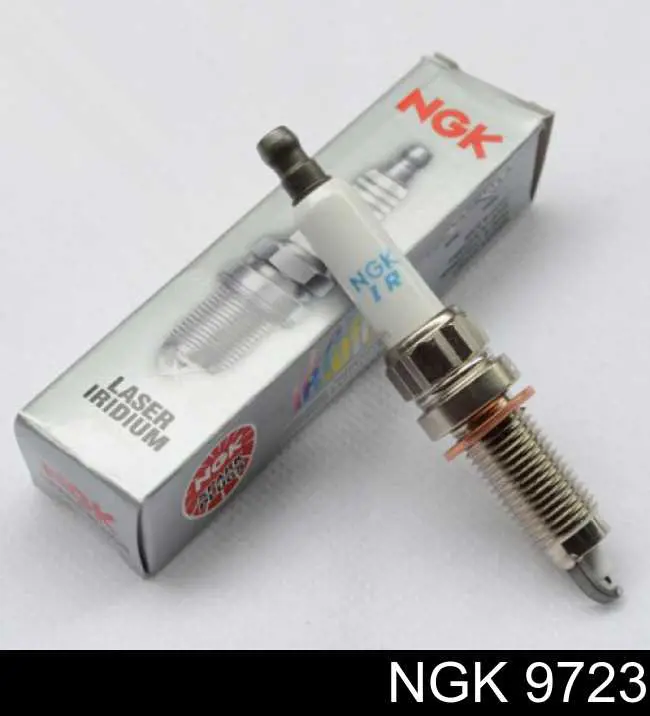 Świeca zapłonowa NGK 9723 cena, od 16,62 USD