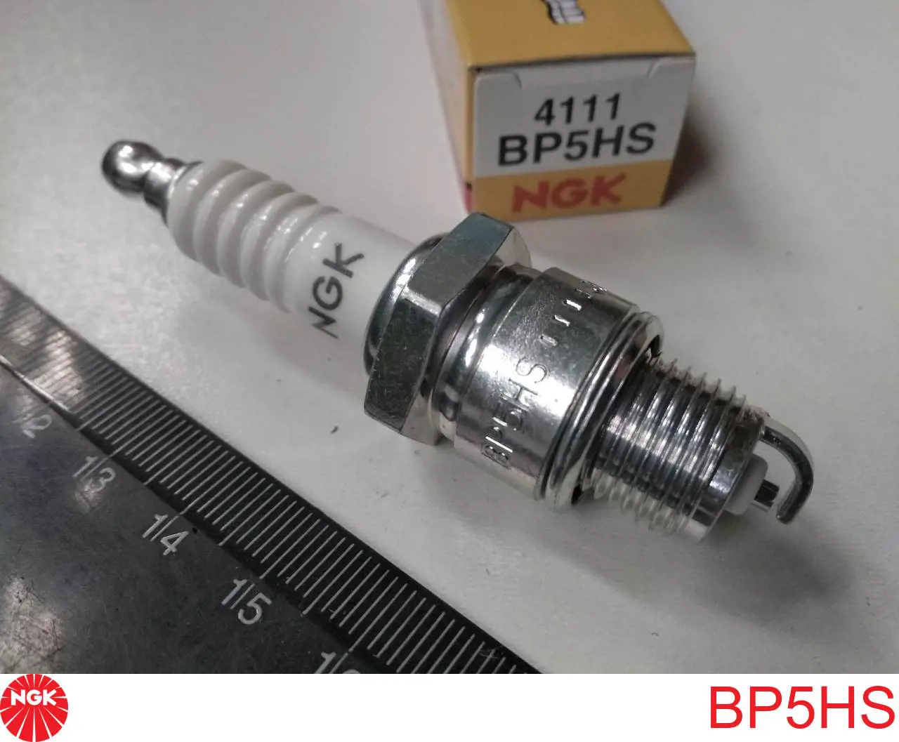 BP5HS NGK Świeca zapłonowa