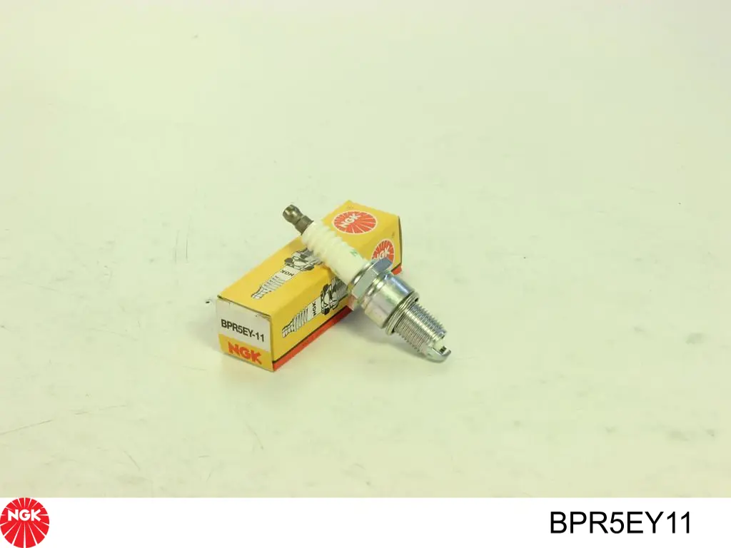 Świeca zapłonowa BPR5EY11 NGK