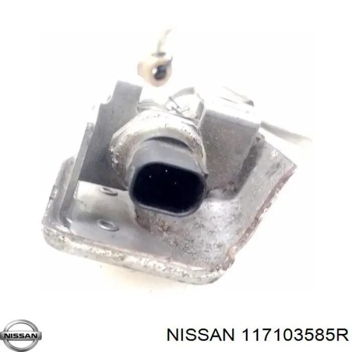 Do koszyka 117103585R Nissan/Infiniti Wspornik alternatora