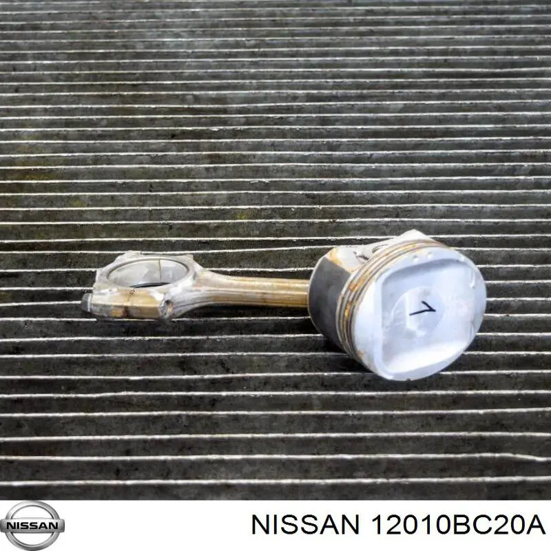 12010BC200 Nissan/Infiniti Tłok ze sworzniem bez pierścieni, STD