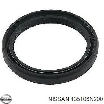 135106N200 Nissan/Infiniti Uszczelniacz wału korbowego przedni