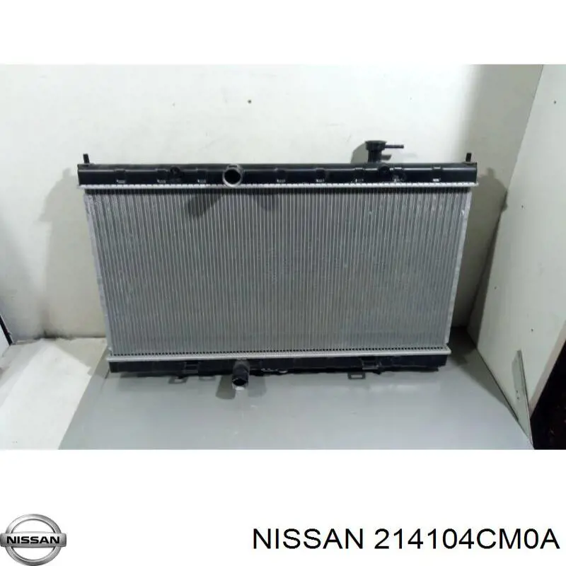 Chłodnica silnika 214104BB0B Nissan/Infiniti