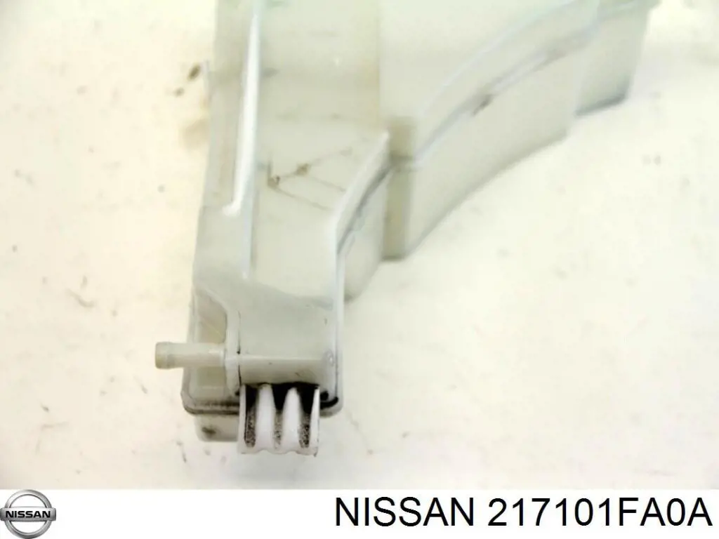 Zbiorniczek wyrównawczy układu chłodzenia Nissan/Infiniti 217101FA0A cena, od 32,45 USD