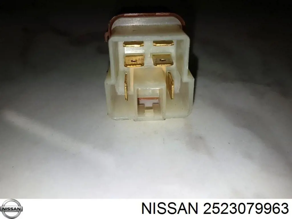 Przekaźnik lamp przeciwmgielnych Nissan/Infiniti 2523079963 cena, od 39,16 USD