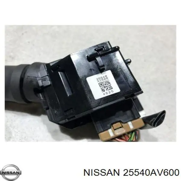 Przełącznik zespolony lewy Nissan/Infiniti 25540AV600 cena, od 33,03 USD