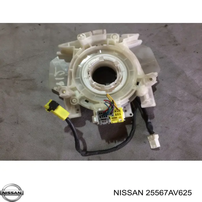 Do koszyka 25567AV625 Nissan/Infiniti Przełącznik zespolony, środkowa część