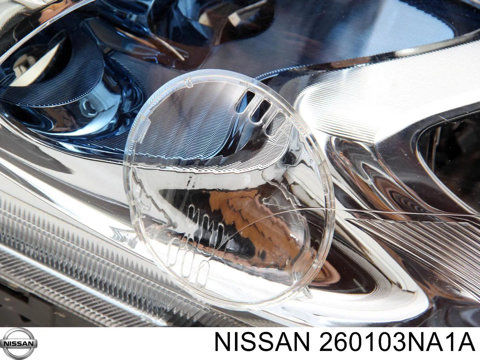 Reflektor prawy Nissan LEAF I hatchback (ZE0) (2010 - 2012) cena, od 509,77 USD