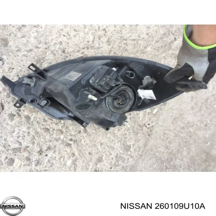 Reflektor prawy Nissan/Infiniti 260109U10A cena, od 168,73 USD