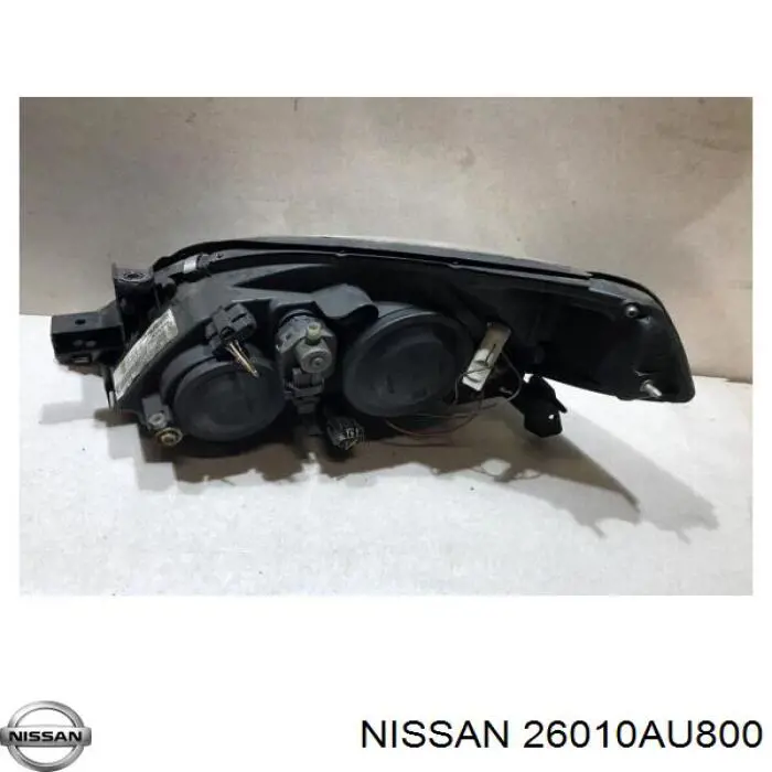 Do koszyka 26010AU800 Nissan/Infiniti Reflektor prawy