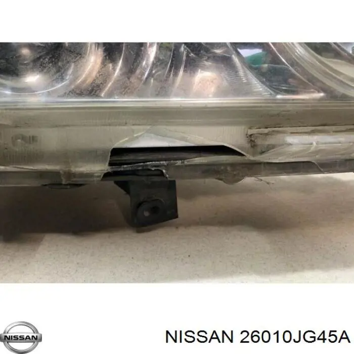 26010JG45A Nissan/Infiniti Reflektor prawy