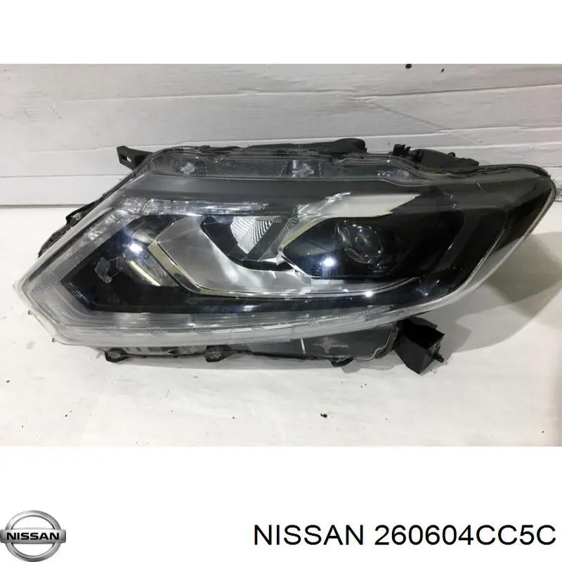 260604CC5C Nissan/Infiniti Reflektor lewy