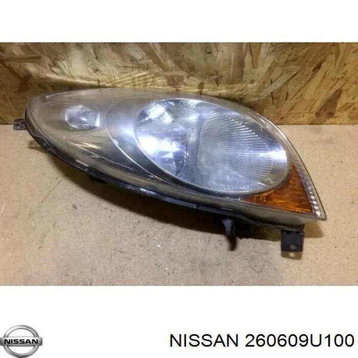 260609U100 Nissan/Infiniti Reflektor lewy