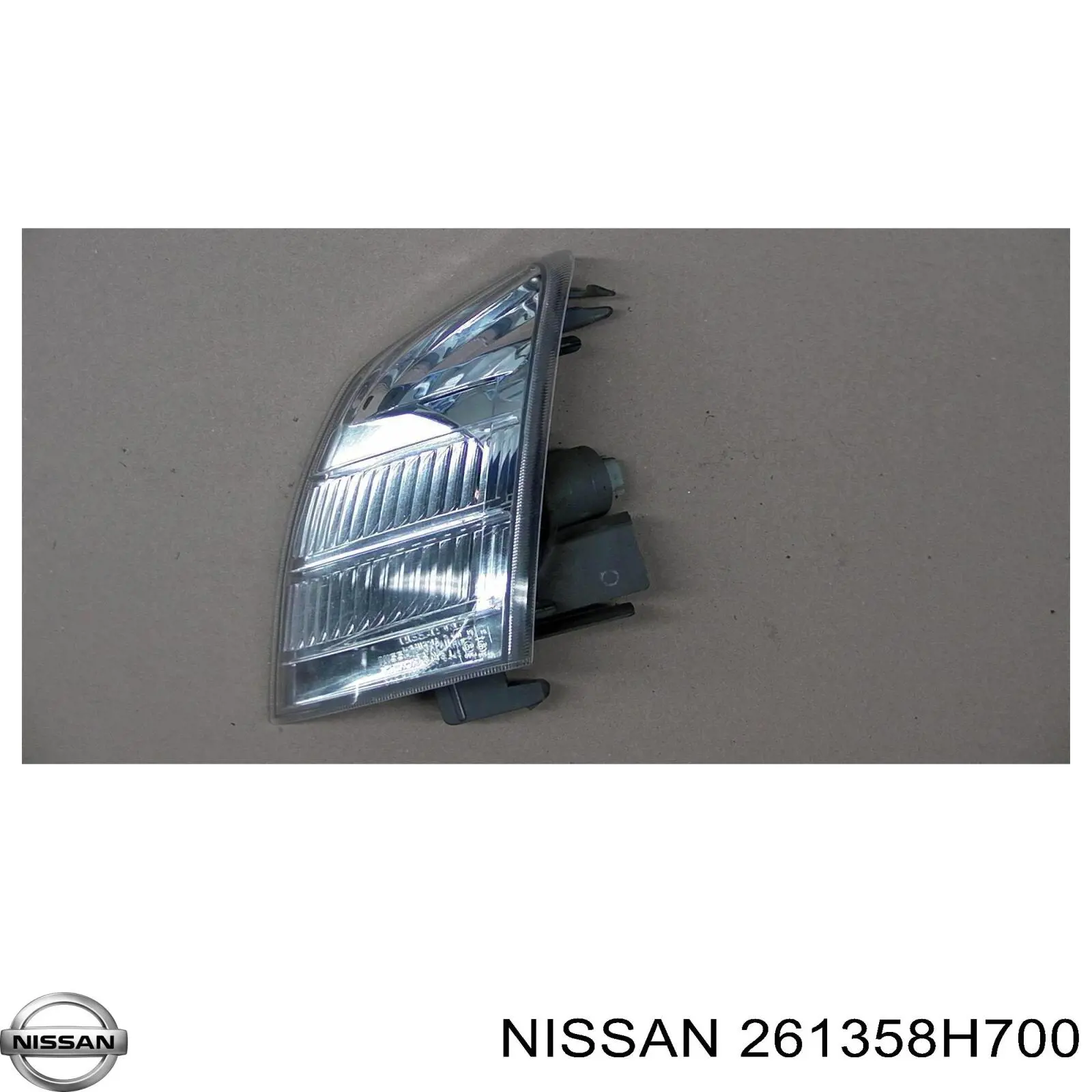 261358H700 Nissan/Infiniti Kierunkowskaz lewy