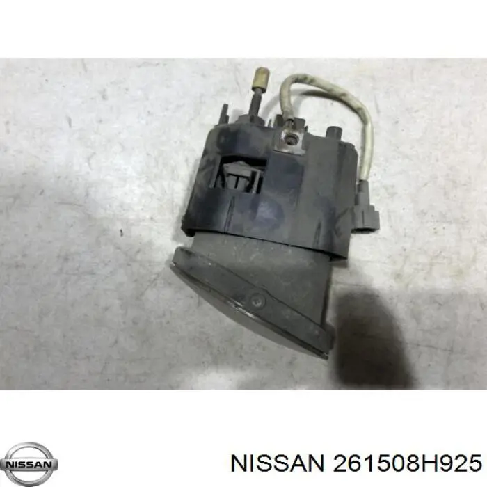 261508H925 Nissan/Infiniti Lampa przeciwmgielna prawa