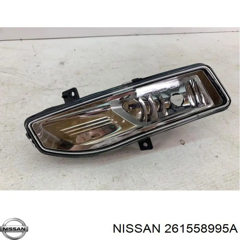 Lampa przeciwmgielna lewa Nissan Rogue (T32U)