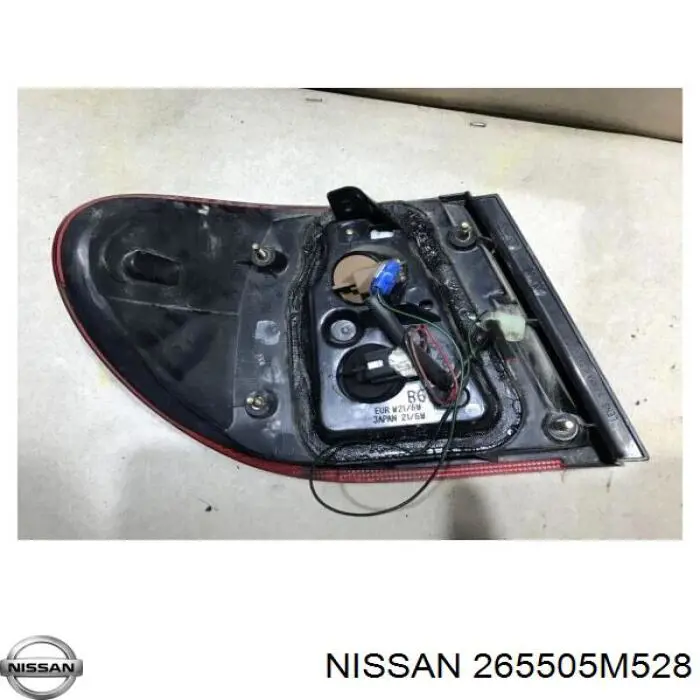 265505M528 Nissan/Infiniti Lampa zespolona tylna prawa zewnętrzna