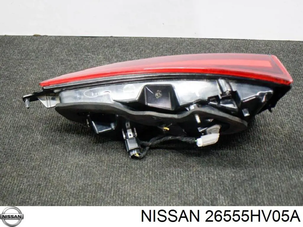 26555HV05A Nissan/Infiniti Lampa zespolona tylna lewa