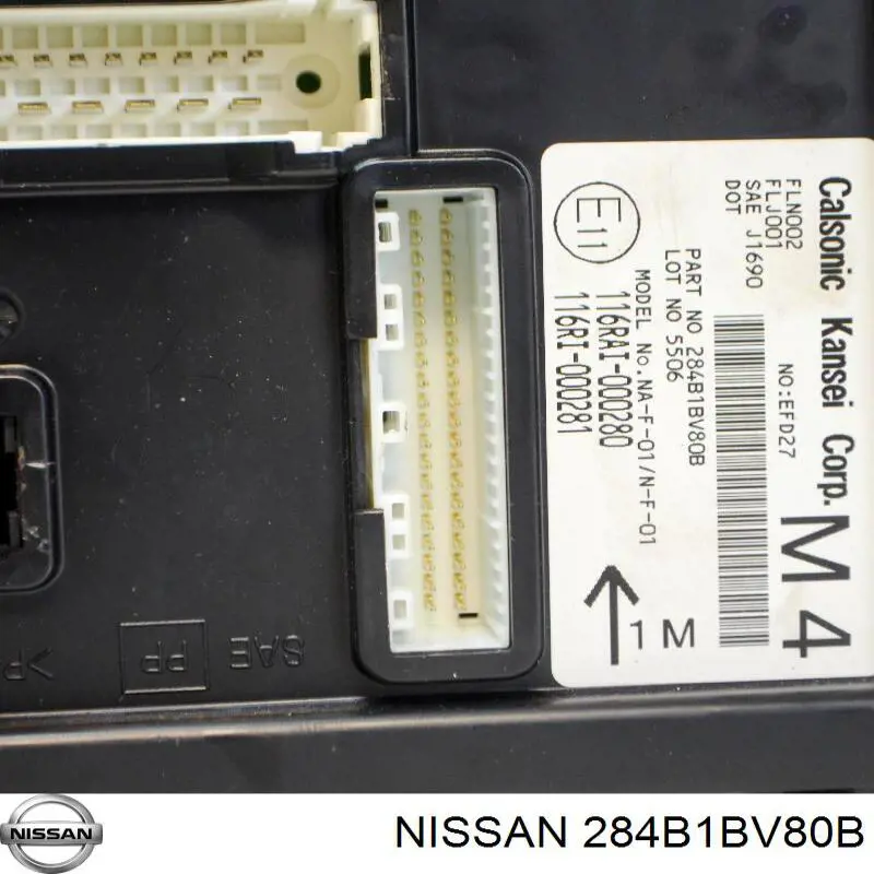 Blok komfortu do Nissan JUKE NMUK F15E