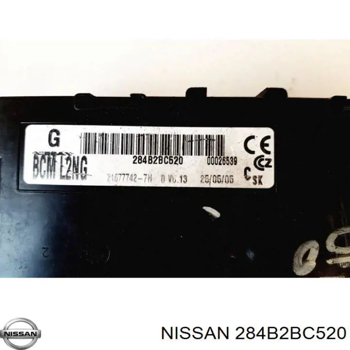 284B2BC520 Nissan/Infiniti Blok komfortu