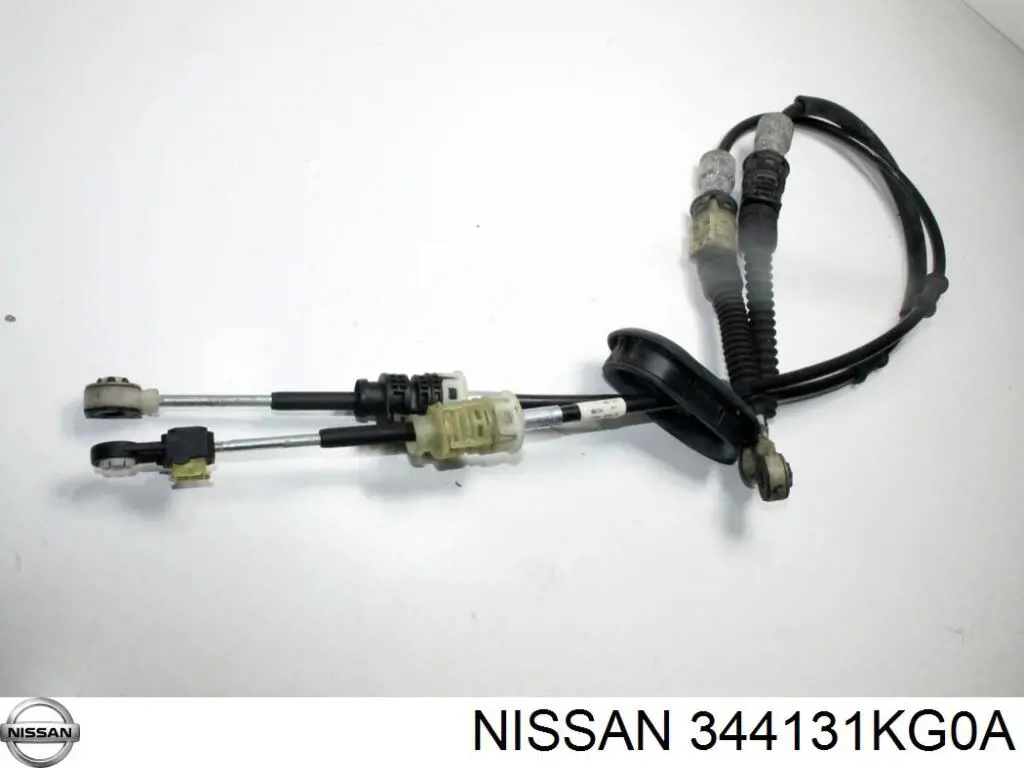 Do koszyka Linka dźwigni zmiany biegów podwójna Nissan JUKE NMUK F15E