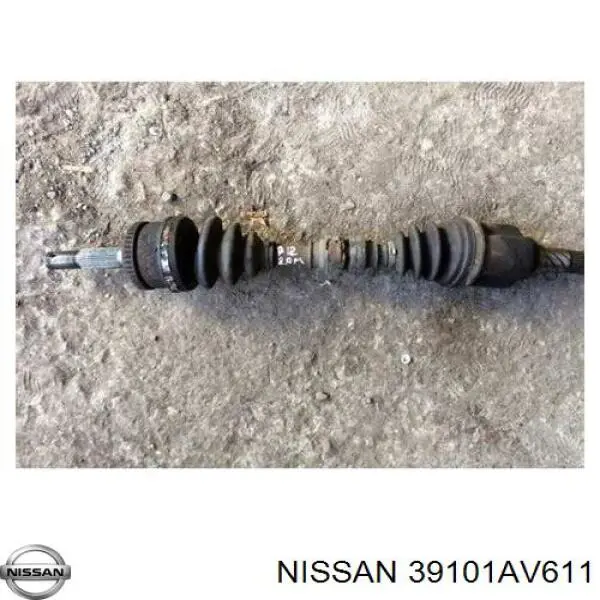39101AV611 Nissan/Infiniti Półoś napędowa przednia lewa