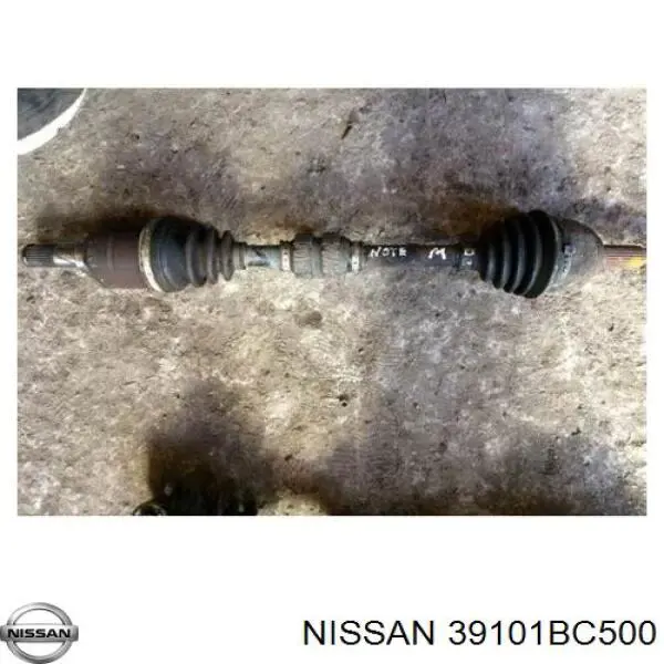 39101BC500 Nissan/Infiniti Półoś napędowa przednia lewa