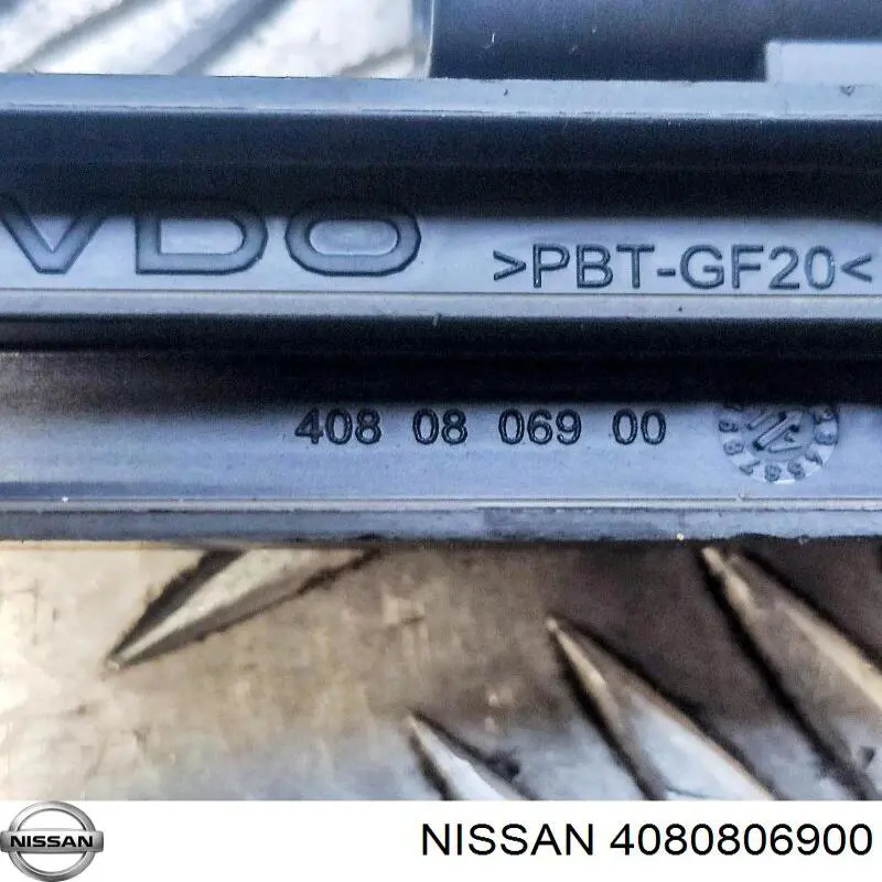 Antena Nissan/Infiniti 4080806900 cena, od 45,97 USD