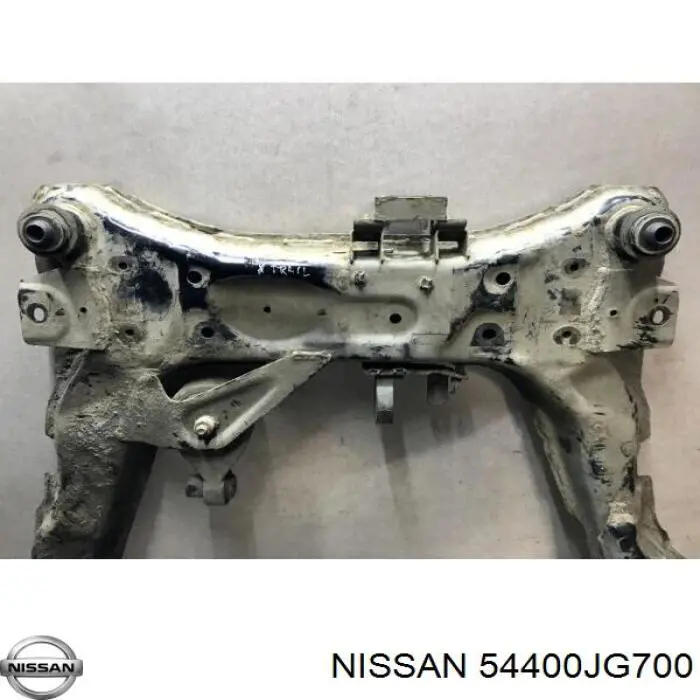 54400JG700 Nissan/Infiniti Korpus osi przedniej