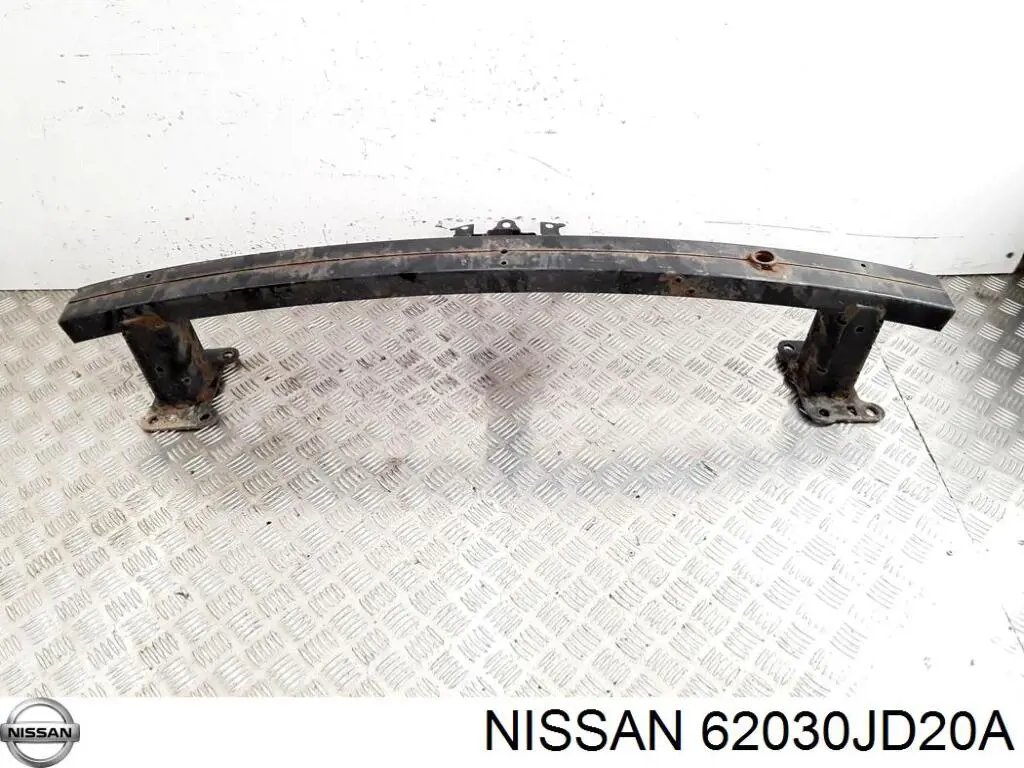 Wzmocnienie zderzaka przedniego Nissan Qashqai 2 (J10)