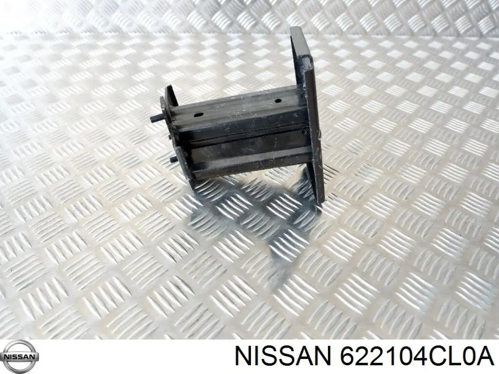 Wspornik wzmocnienia zderzaka przedniego 622104CL0A Nissan/Infiniti