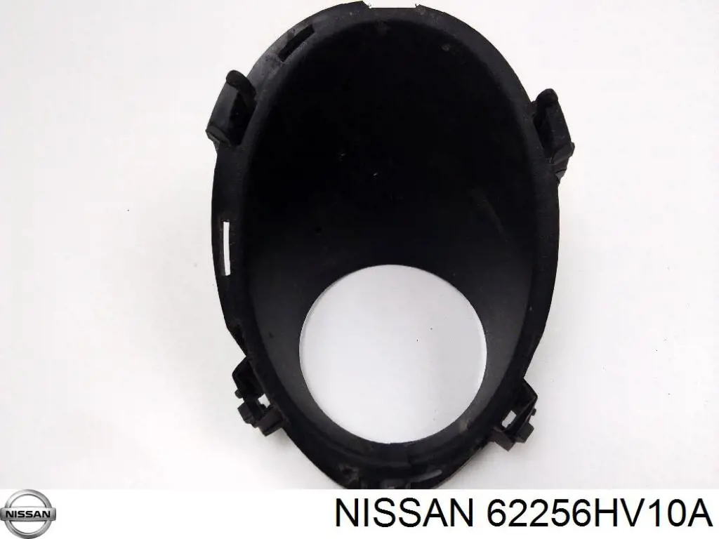Do koszyka 62256HV10A Nissan/Infiniti Kratka zderzaka przedniego prawa