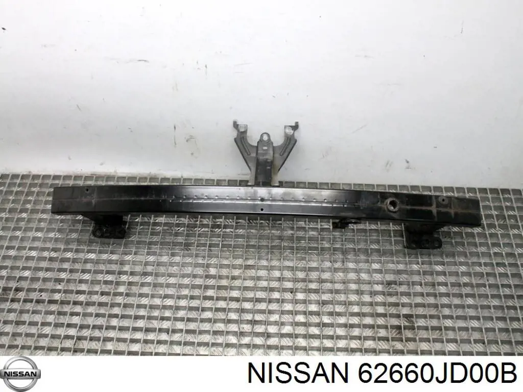 Wzmocnienie zderzaka przedniego Nissan/Infiniti 62660JD00B cena, od 146,48 USD