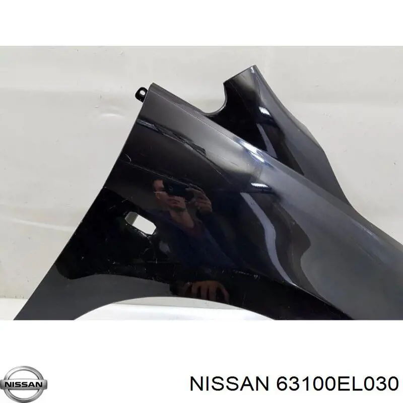 Błotnik przedni prawy do Nissan Tiida  C11X